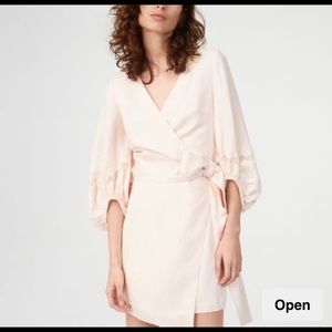 NWT CLUB MONACO PARNACLE WRAP DRESS